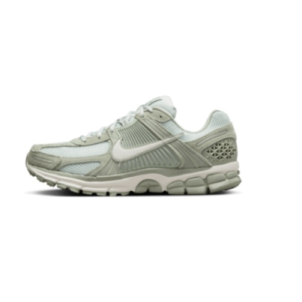 Nike Zoom Vomero 5